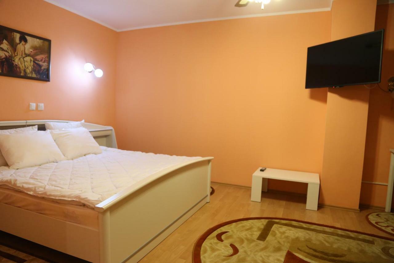 Luxury Brasov Appartement Buitenkant foto