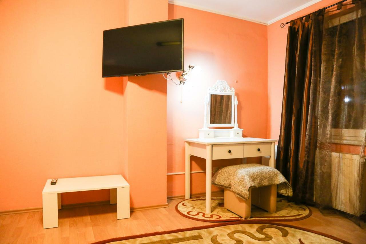 Luxury Brasov Appartement Buitenkant foto
