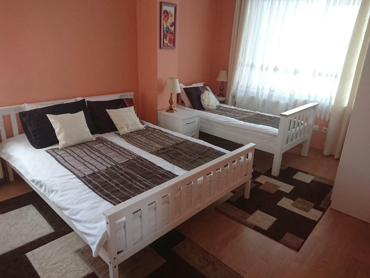 Luxury Brasov Appartement Buitenkant foto
